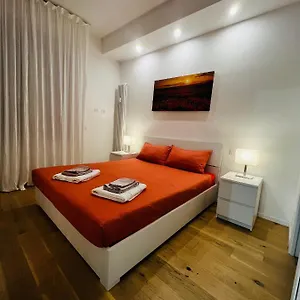 Bright Terrace In Eleganza E Relax Milano